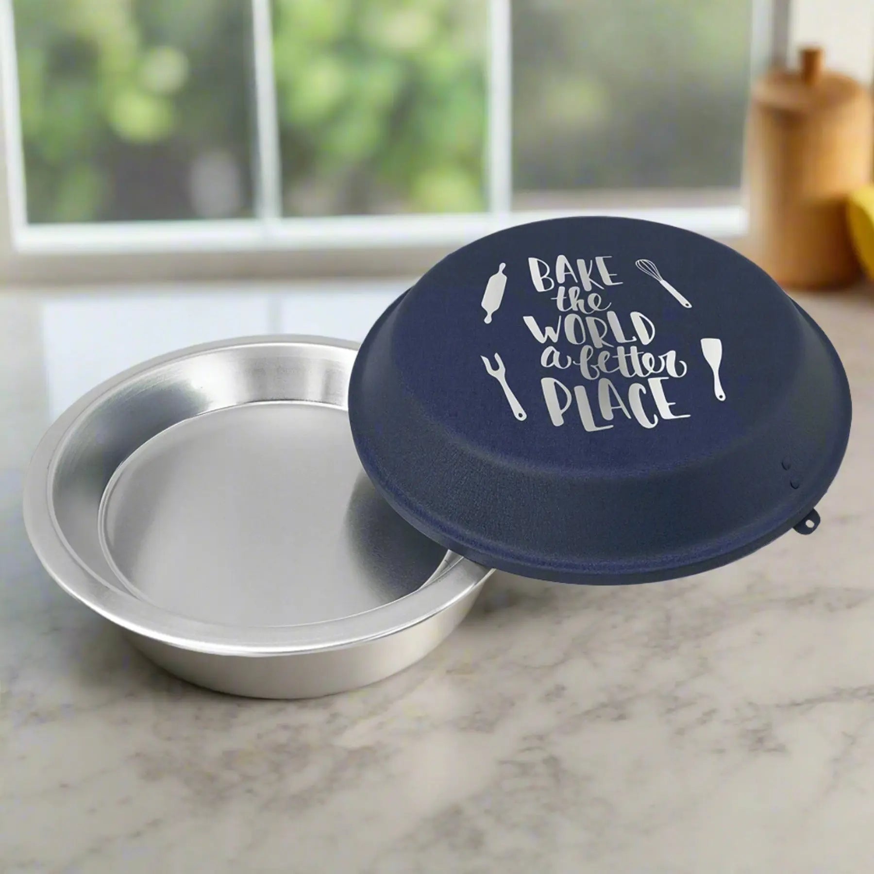 Personalized 9" Round Aluminum Pie Pan with Engraved Powder-Coated Lid – 5 Color Options JDS